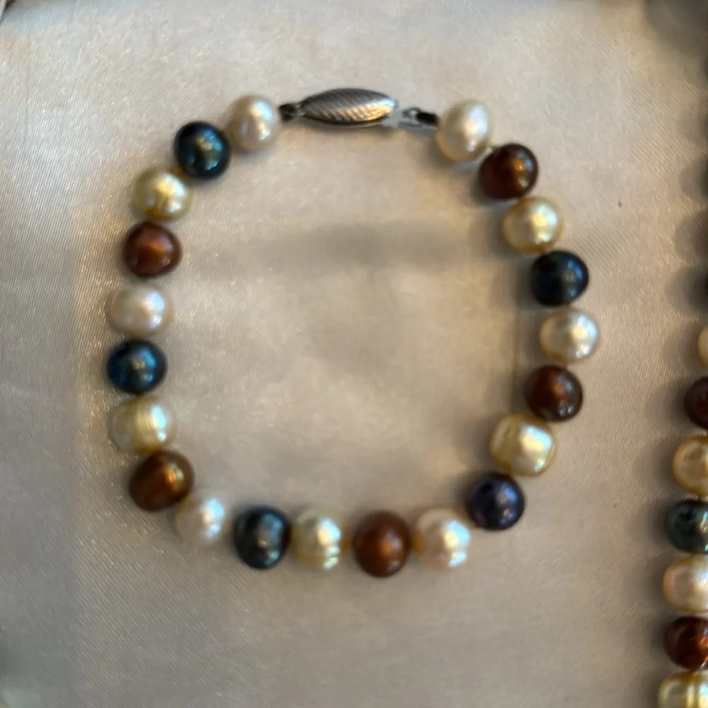 Genuine South Sea Pearl Set - Picture 2 of 4